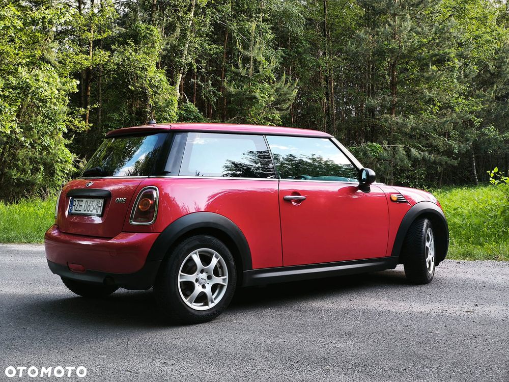 MINI ONE Standard - 7