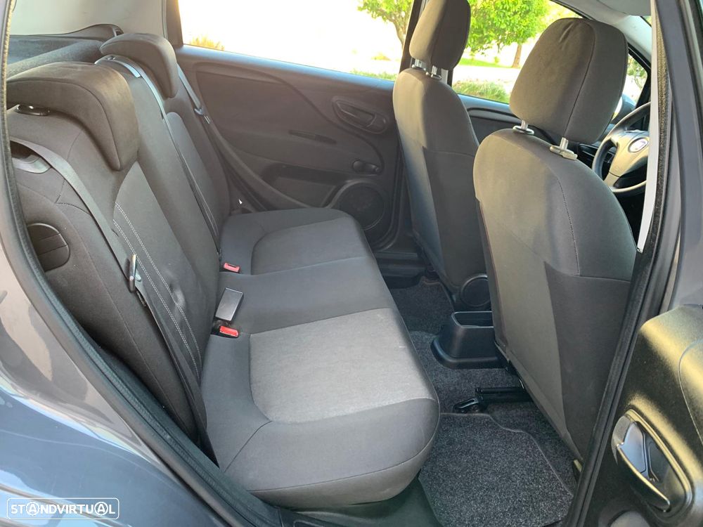 Fiat Punto - 13