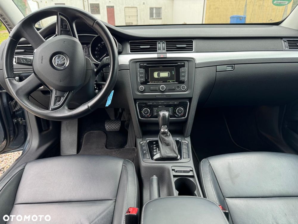Skoda Superb 2.0 TDI Elegance DSG - 16