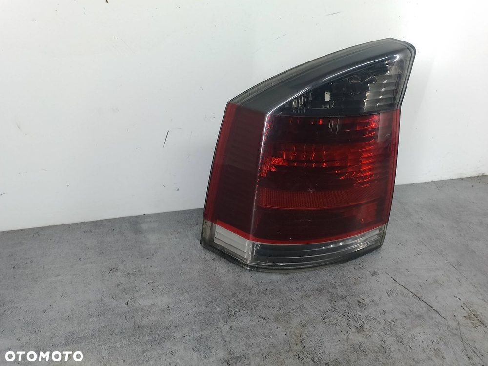 LAMPA TYLNA LEWA OPEL VECTRA C 13130645 HATCHBACK - 7