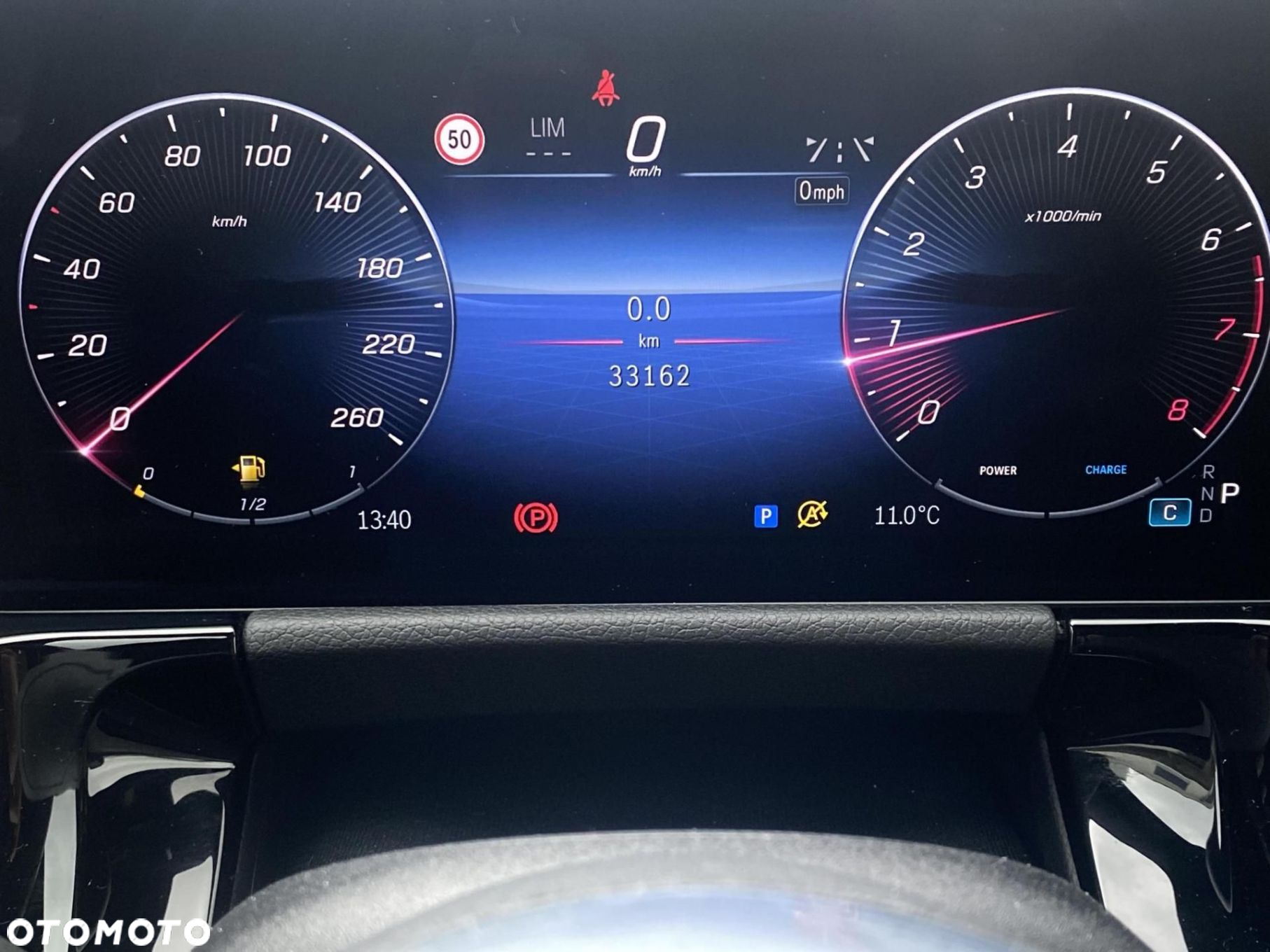 Mercedes-Benz GLA - 17