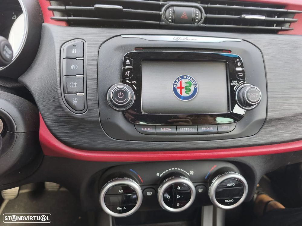 Alfa Romeo Giulietta 2.0 JTDm Super - 11