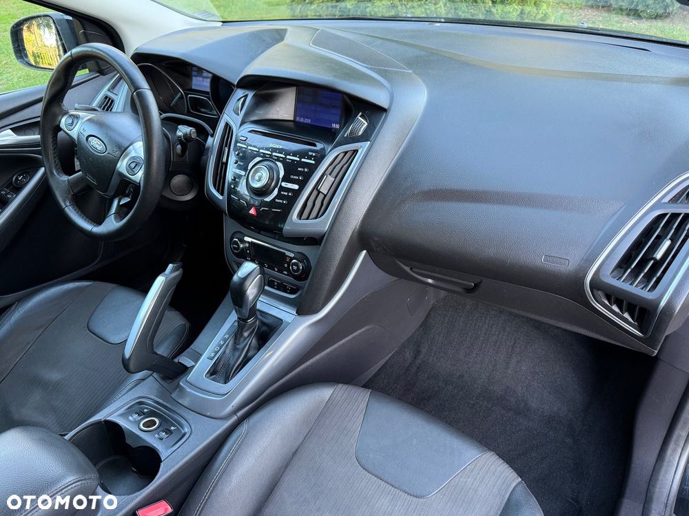 Ford Focus - 13