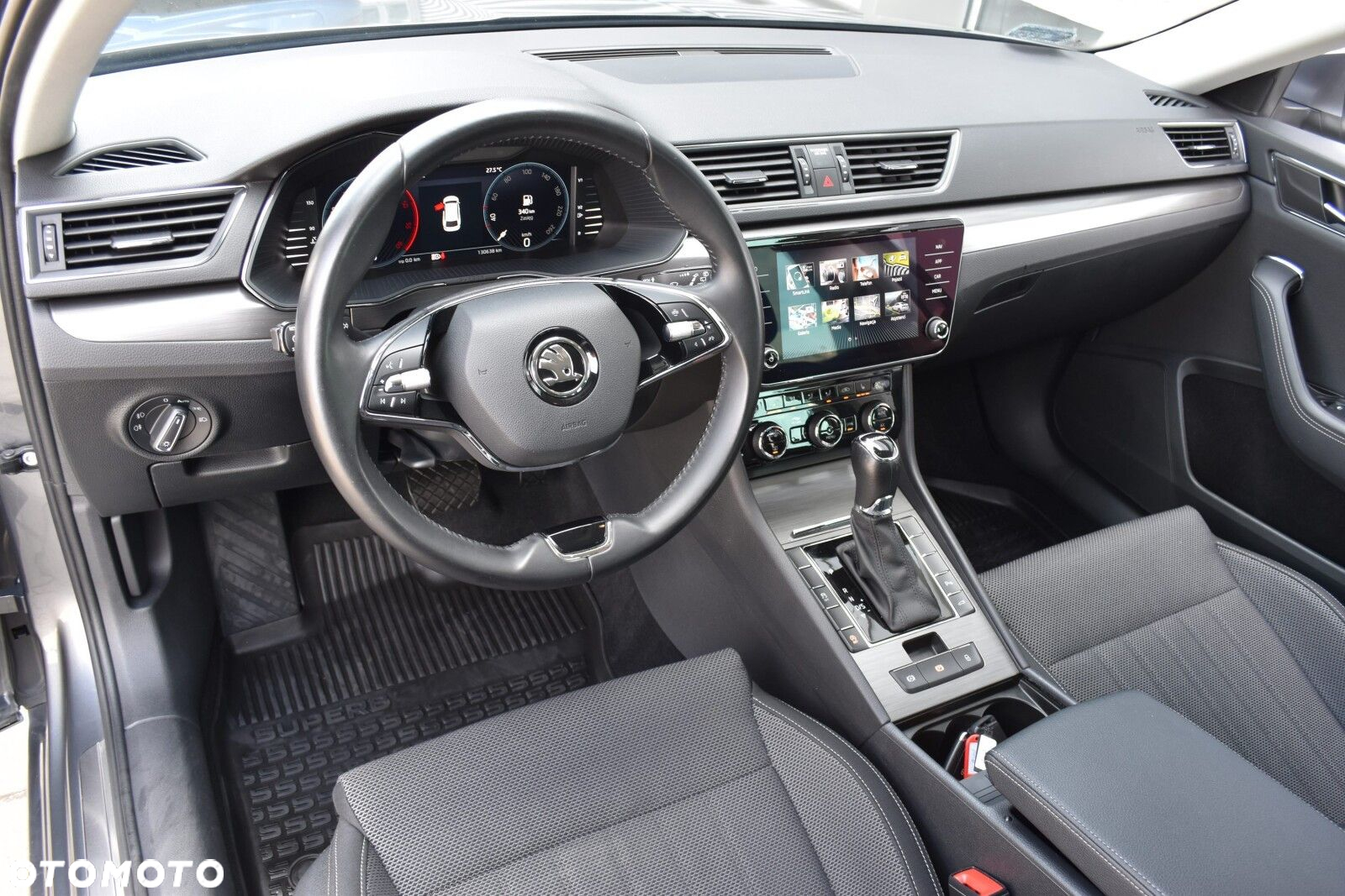 Skoda Superb 2.0 TDI SCR Style DSG - 10