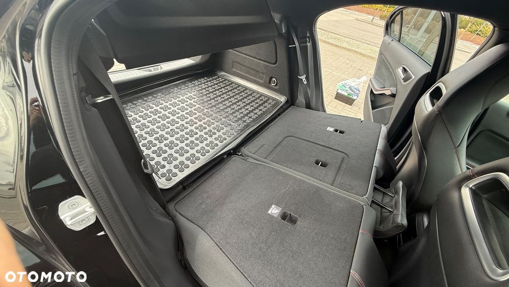 Mercedes-Benz Klasa A 220 4-Matic AMG Line - 25