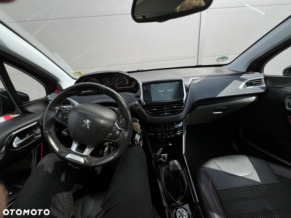 Peugeot 2008 PureTech 110 Stop&Start GT-Line Edition - 21