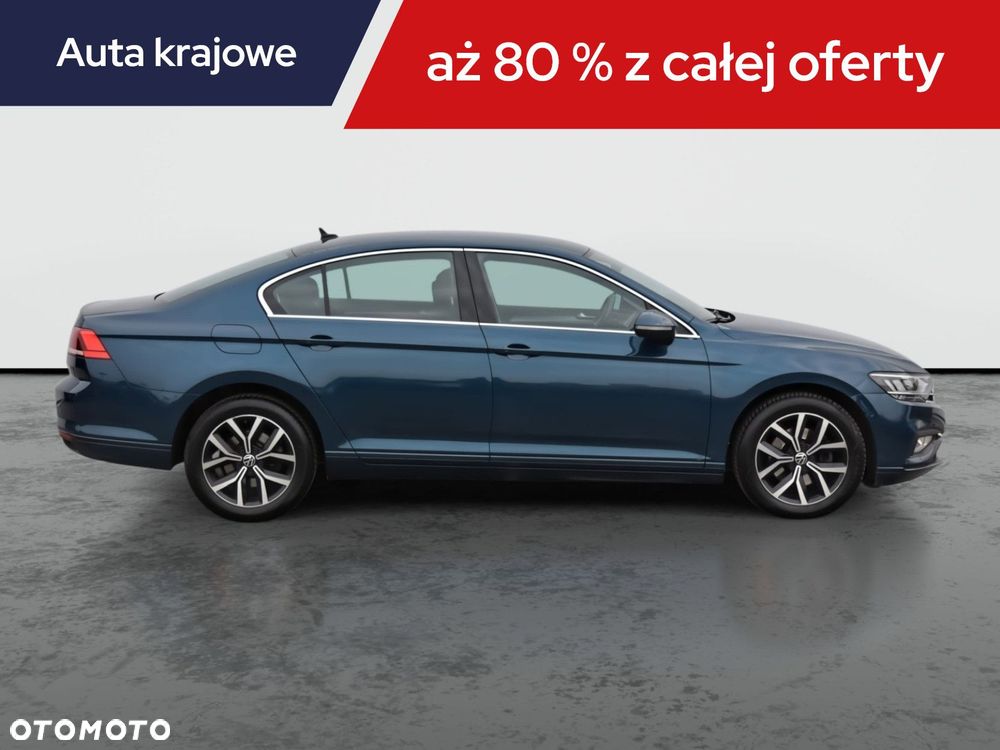 Volkswagen Passat - 8