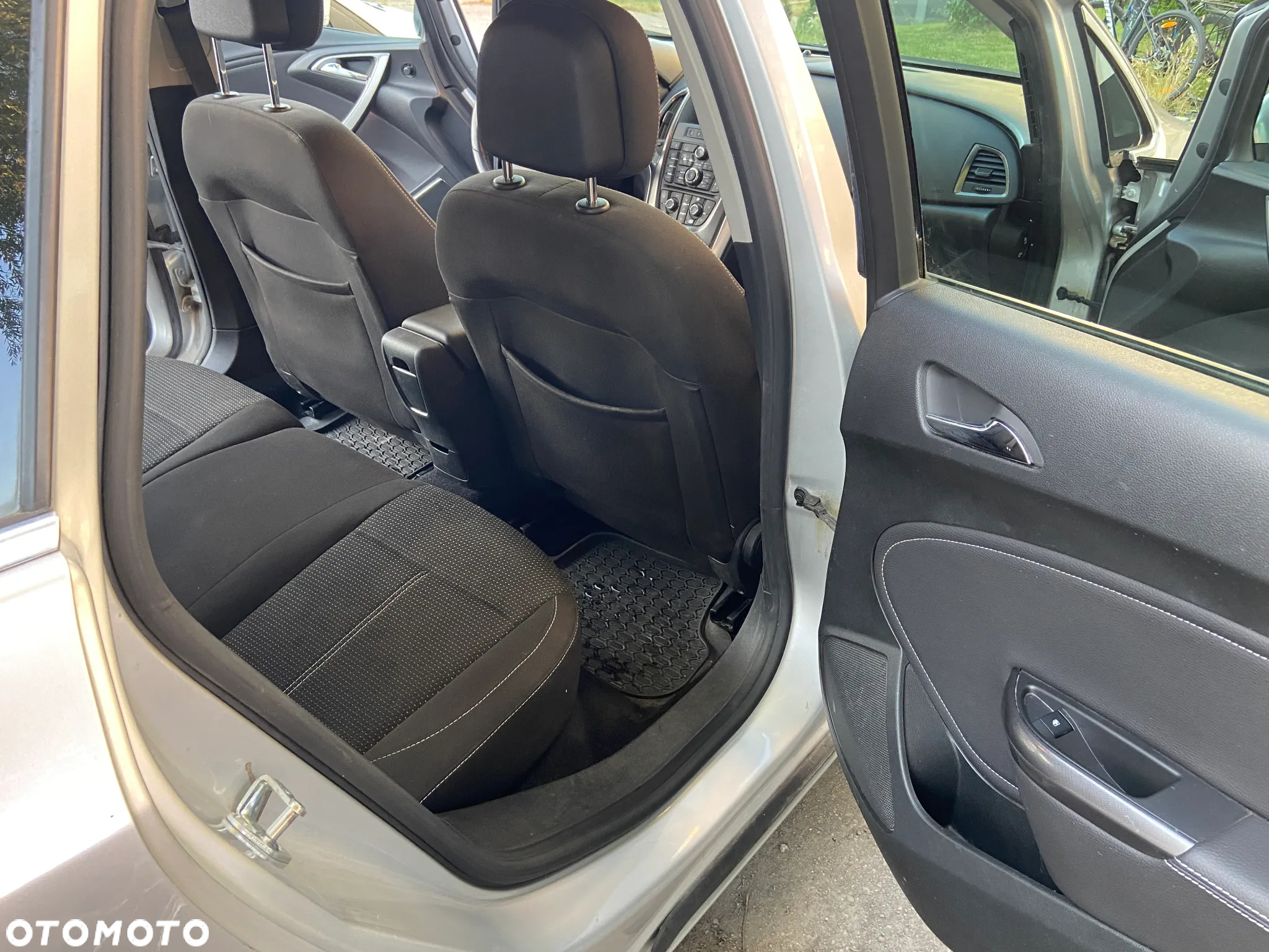 Opel Astra IV 2.0 CDTI Cosmo - 22