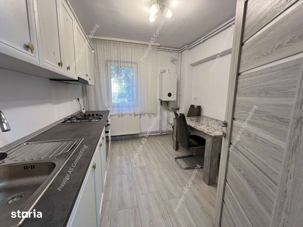 Apartament 2 camere | Recent Renovat Etaj 1 | Zona Gh. Lazar — fotografia 1