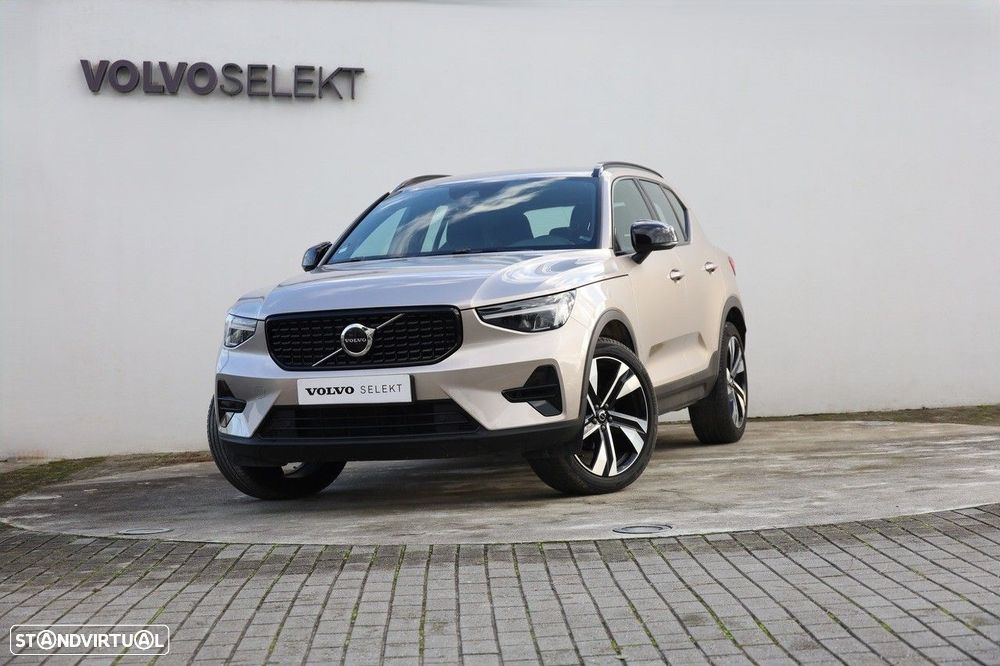 Volvo XC 40 1.5 T2 Plus Dark Auto - 36