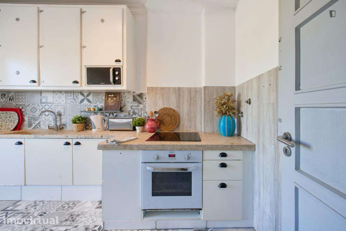 Quarto - localizado em Arroios Lisbon - Grande imagem: 3/20