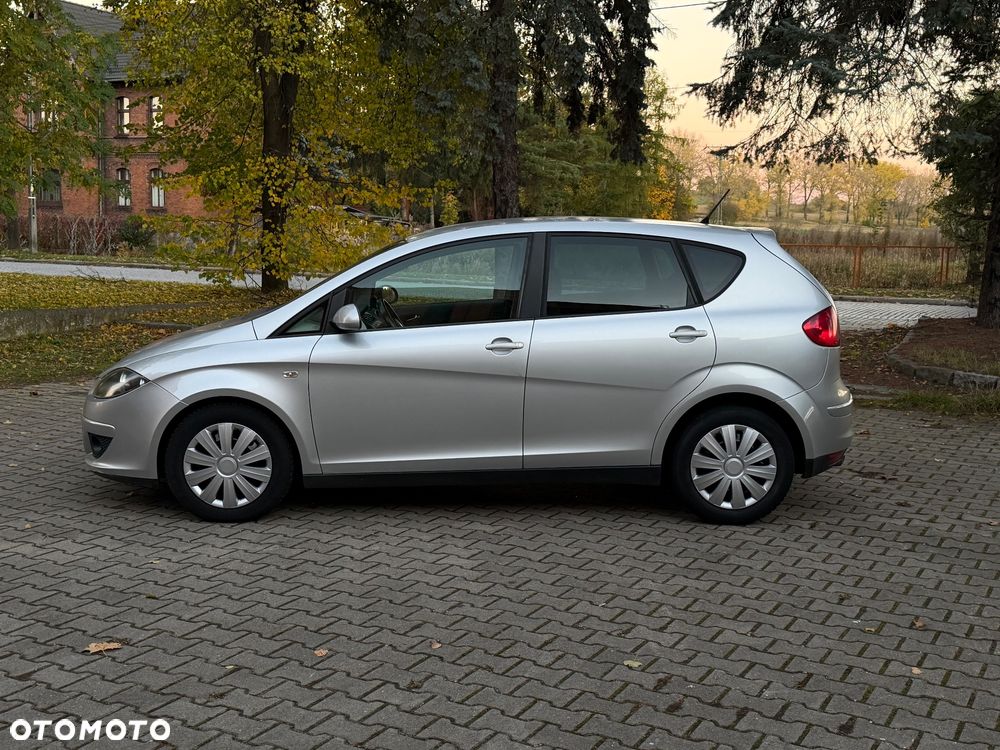Seat Altea 2004 photo 3