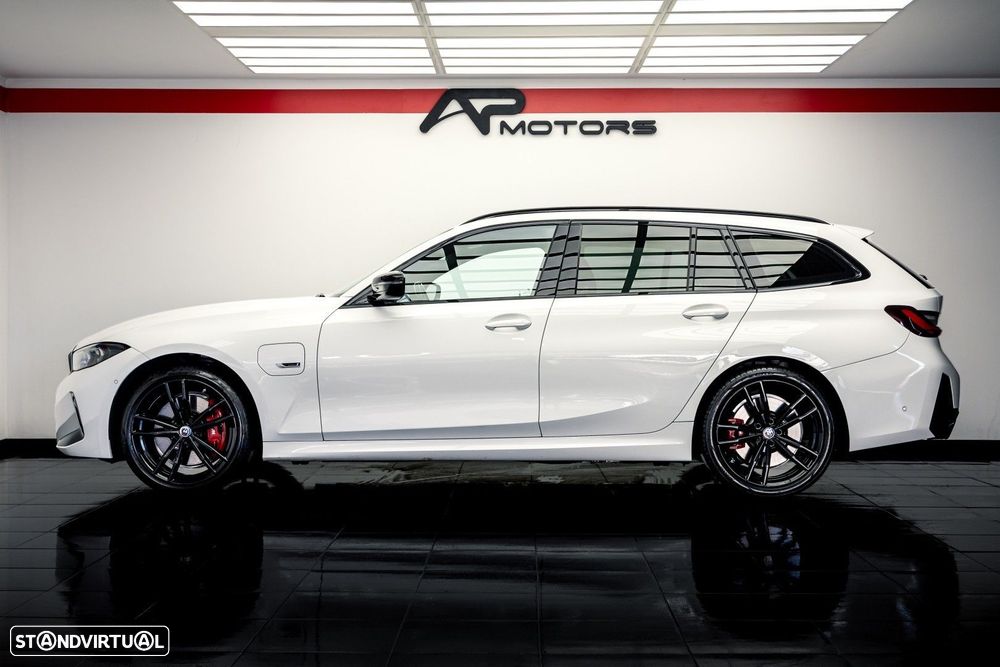 BMW 330 e Pack Desportivo M Auto - 5