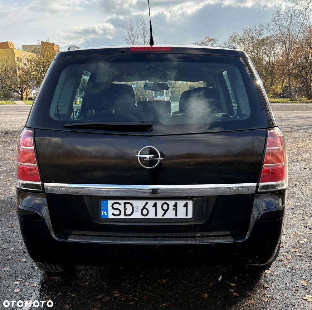 Opel Zafira 1.9 CDTI Essentia - 8