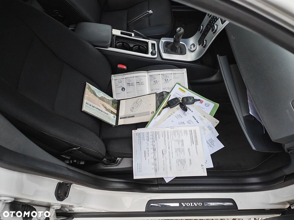Volvo V50 D3 - 22