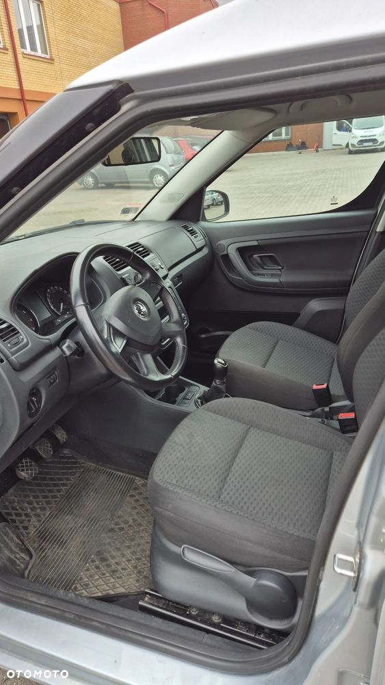 Skoda Roomster 1.4 16V Ambition - 10