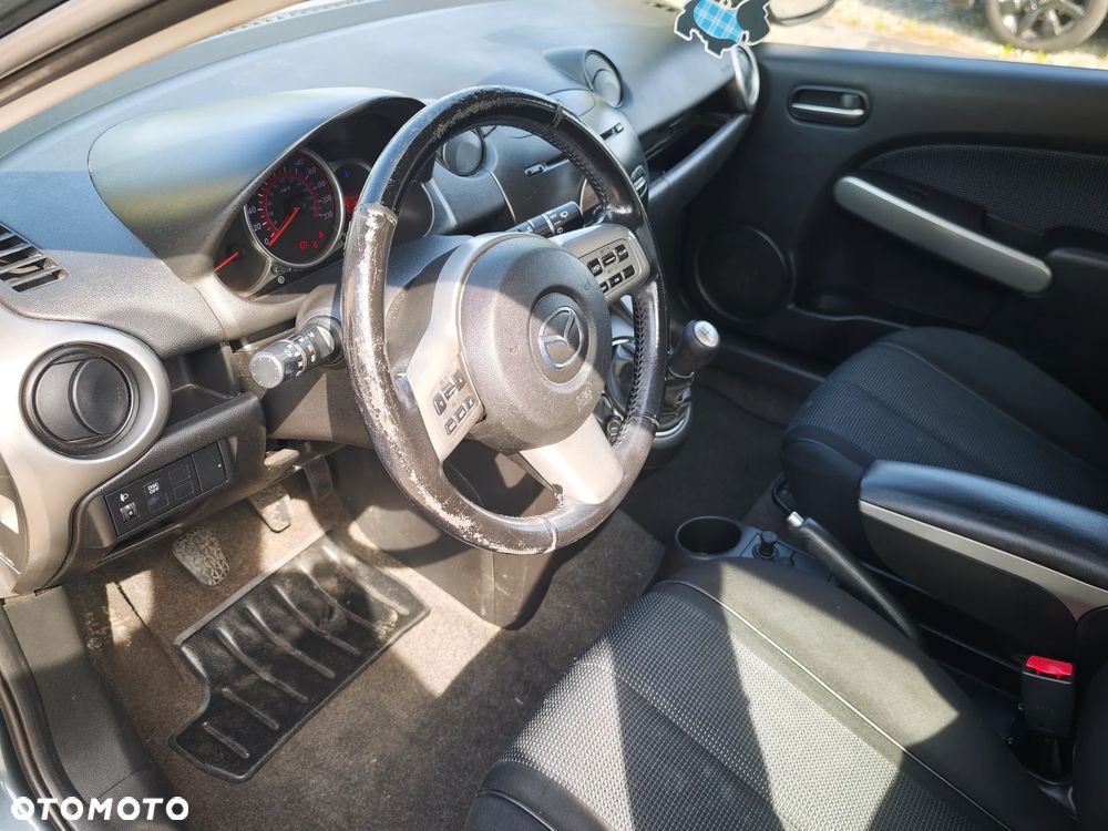 Mazda 2 1.5 Dynamic - 21