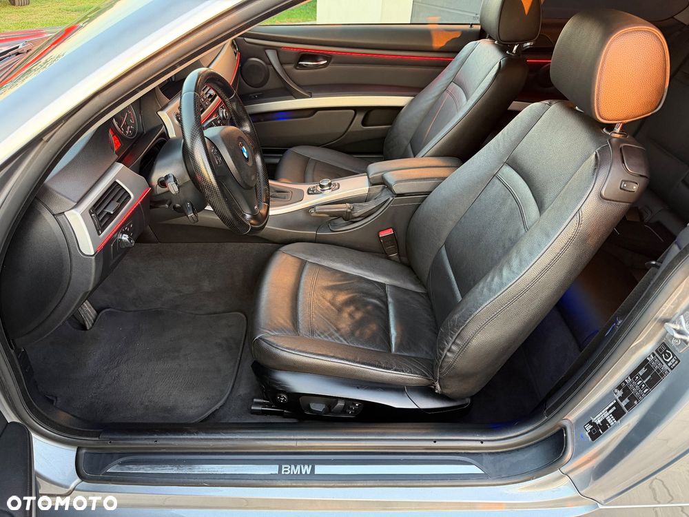 BMW Seria 3 325i xDrive Edition Exclusive - 9
