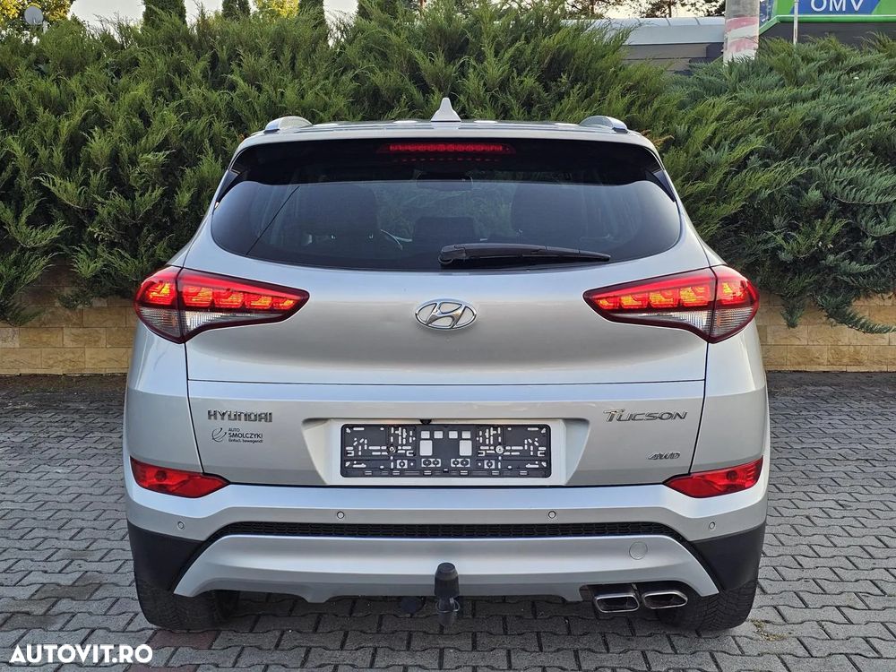 Hyundai Tucson 2.0 CRDI 4WD Automatik Premium - 14