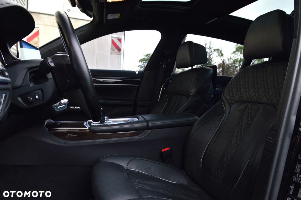 BMW Seria 7 750Ld xDrive - 17
