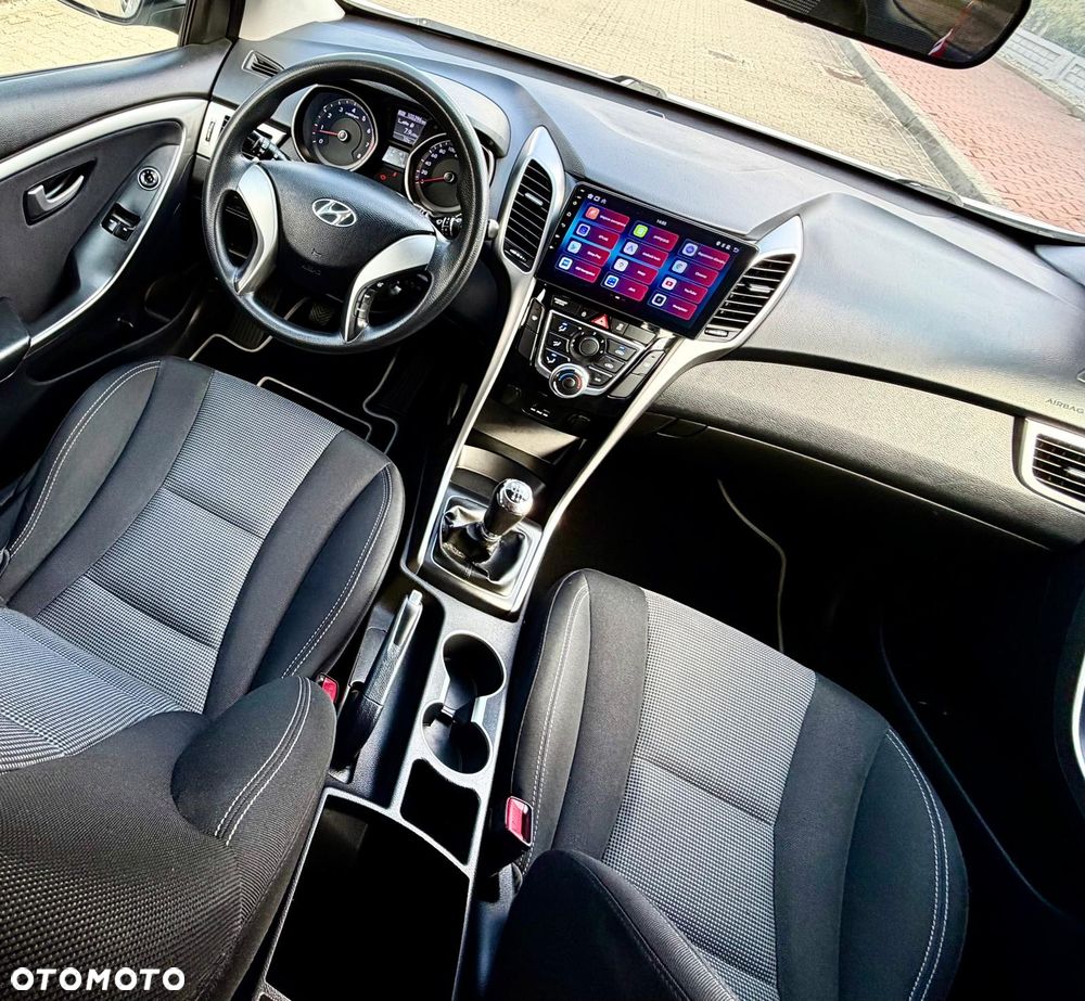 Hyundai i30 1.4 Premium - 8