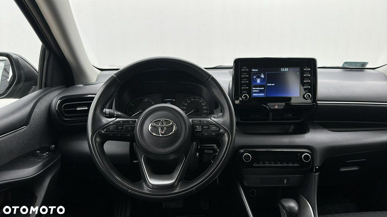 Toyota Yaris - 10