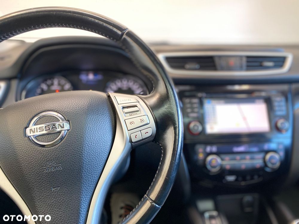 Nissan Qashqai 1.6 dCi Tekna - 26