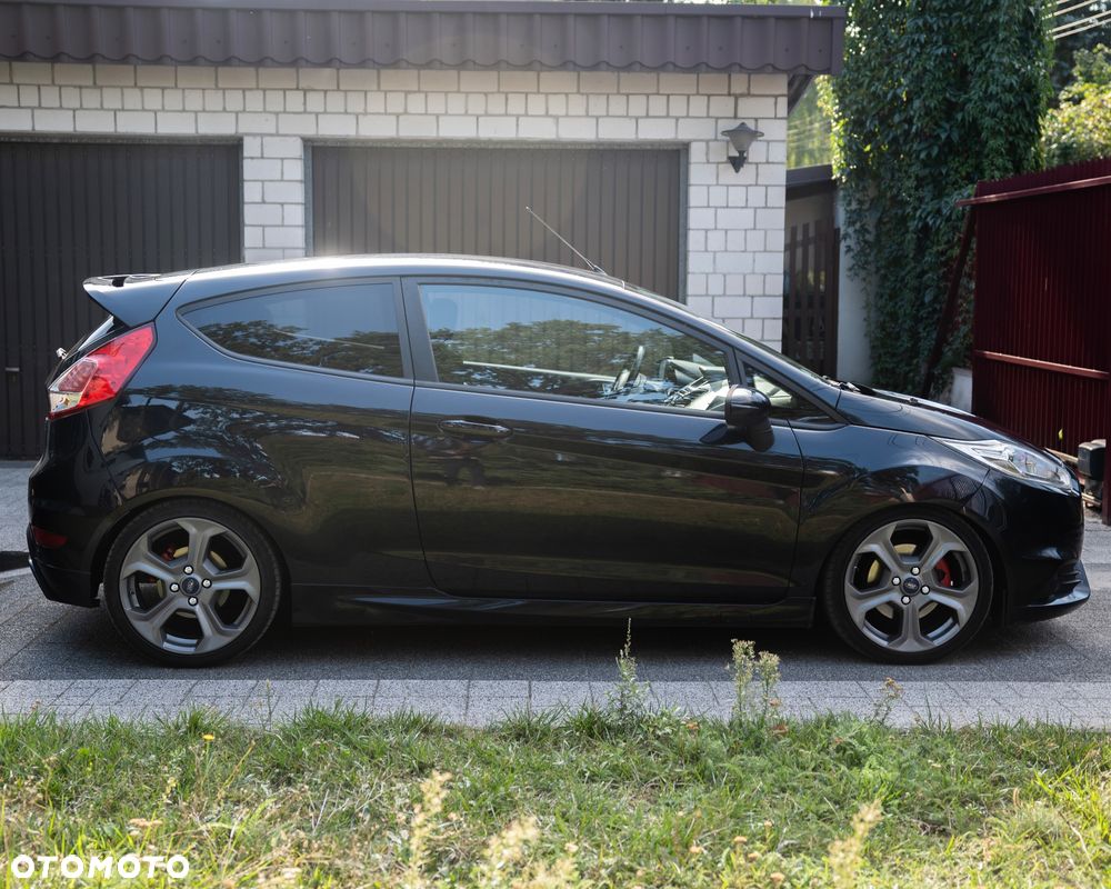Ford Fiesta ST - 7