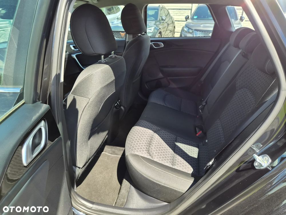 Kia Ceed 1.5 T-GDI DCT7 OPF Platinum Edition - 13