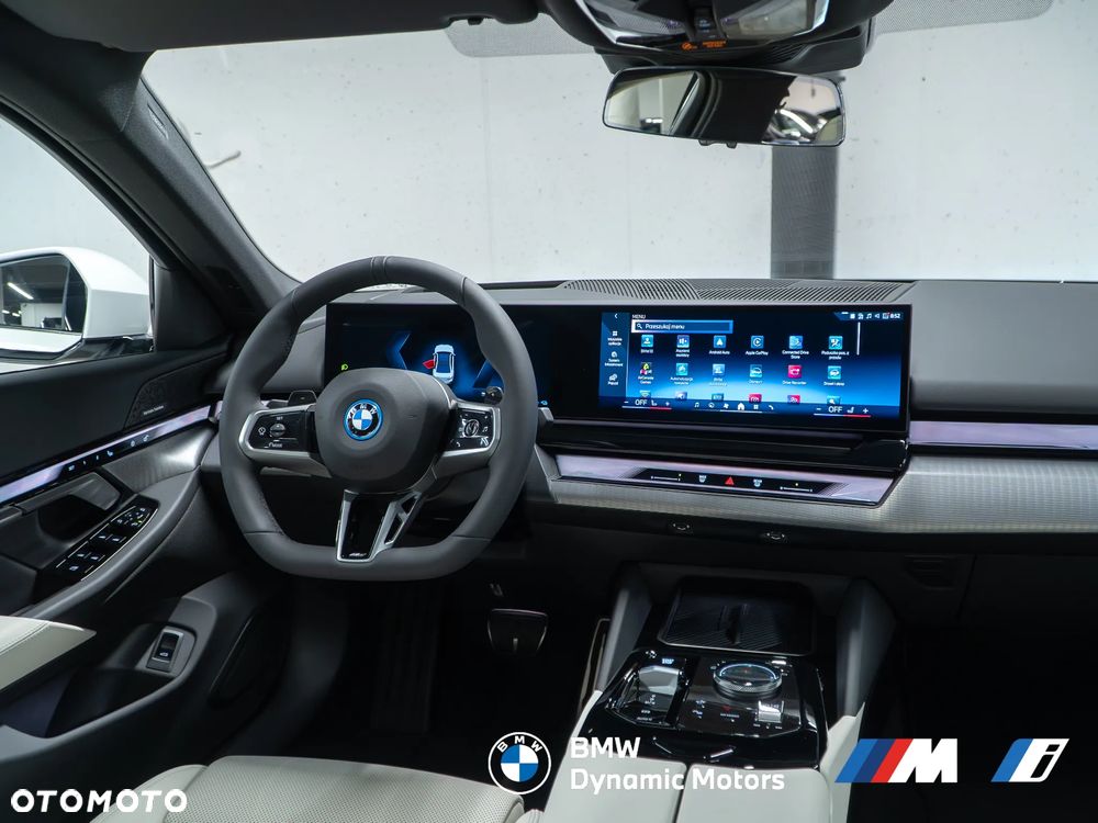 BMW Seria 5 530e xDrive PHEV M Sport - 19