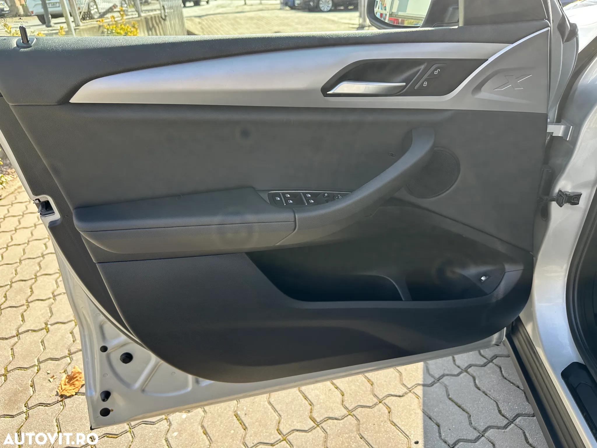 BMW X3 xDrive30e AT PHEV - 34