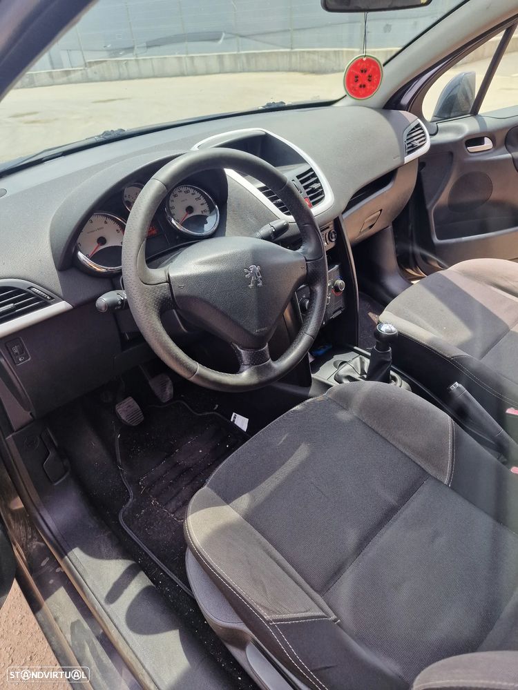 Peugeot 207 1.4 HDi Urban - 3