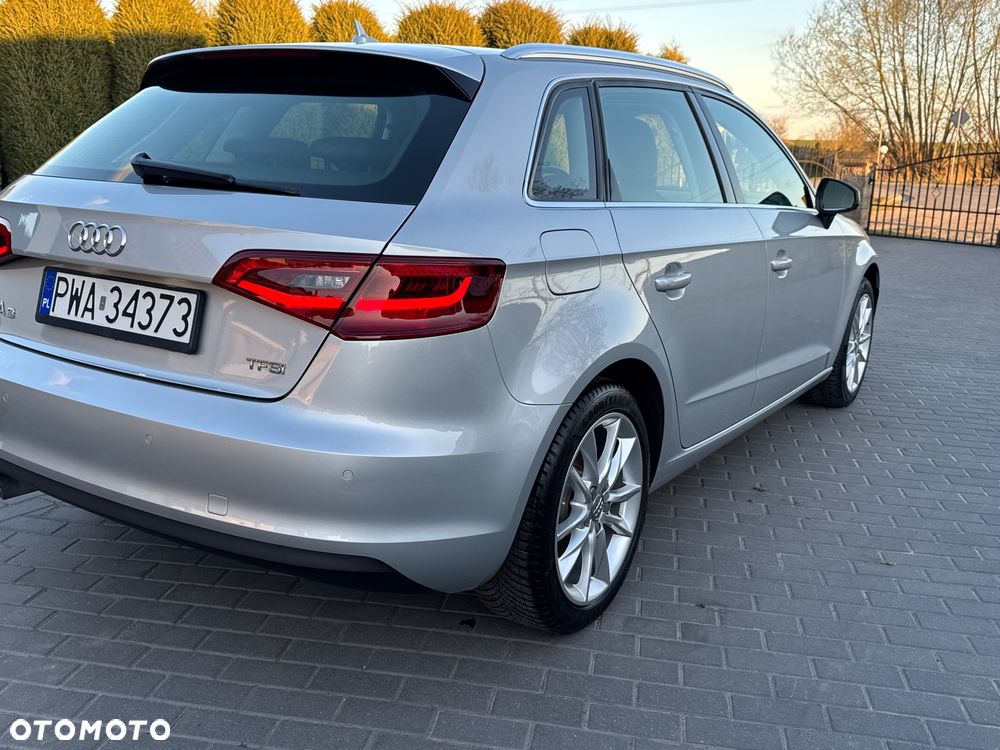 Audi A3 Sportback 1.8 TFSI S tronic Ambiente - 33