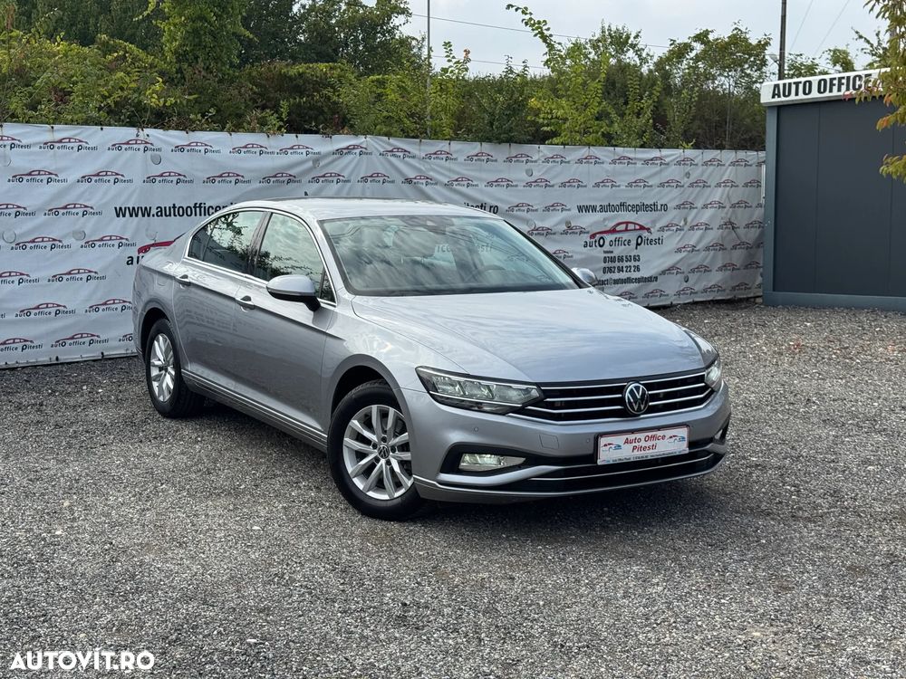 Volkswagen Passat 1.5 TSI ACT DSG Comfortline - 2