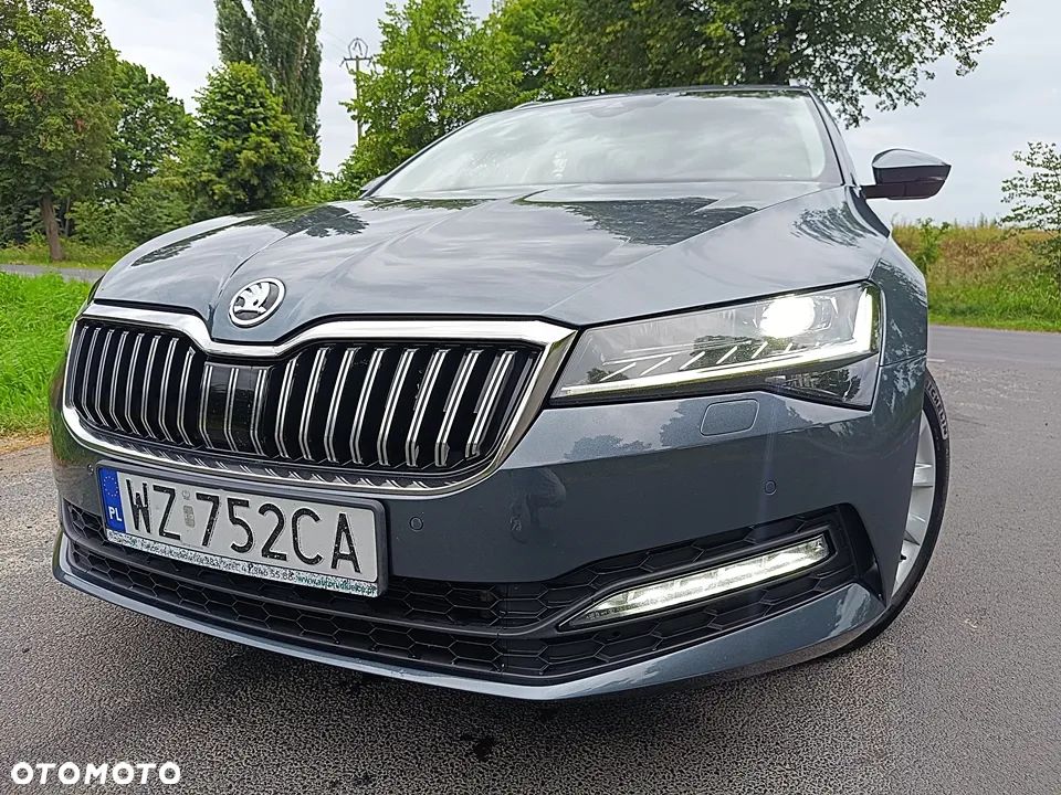 Skoda Superb 2.0 TDI Ambition DSG - 2