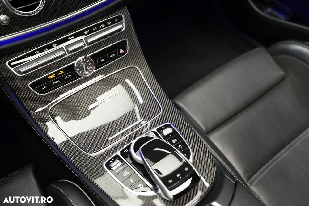 Mercedes-Benz E AMG 63 S 4Matic+ AMG Speedshift MCT-9G - 30