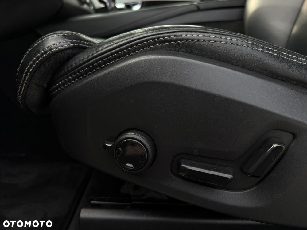 Volvo XC 90 - 14