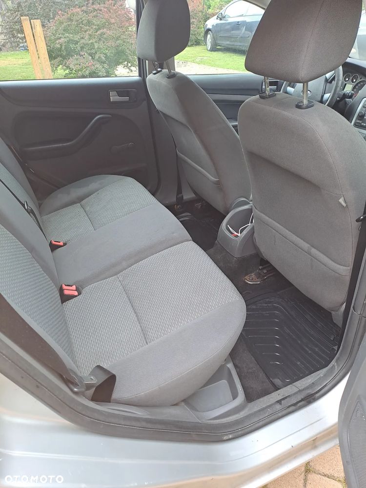 Ford Focus 1.6 TDCi Ambiente - 7