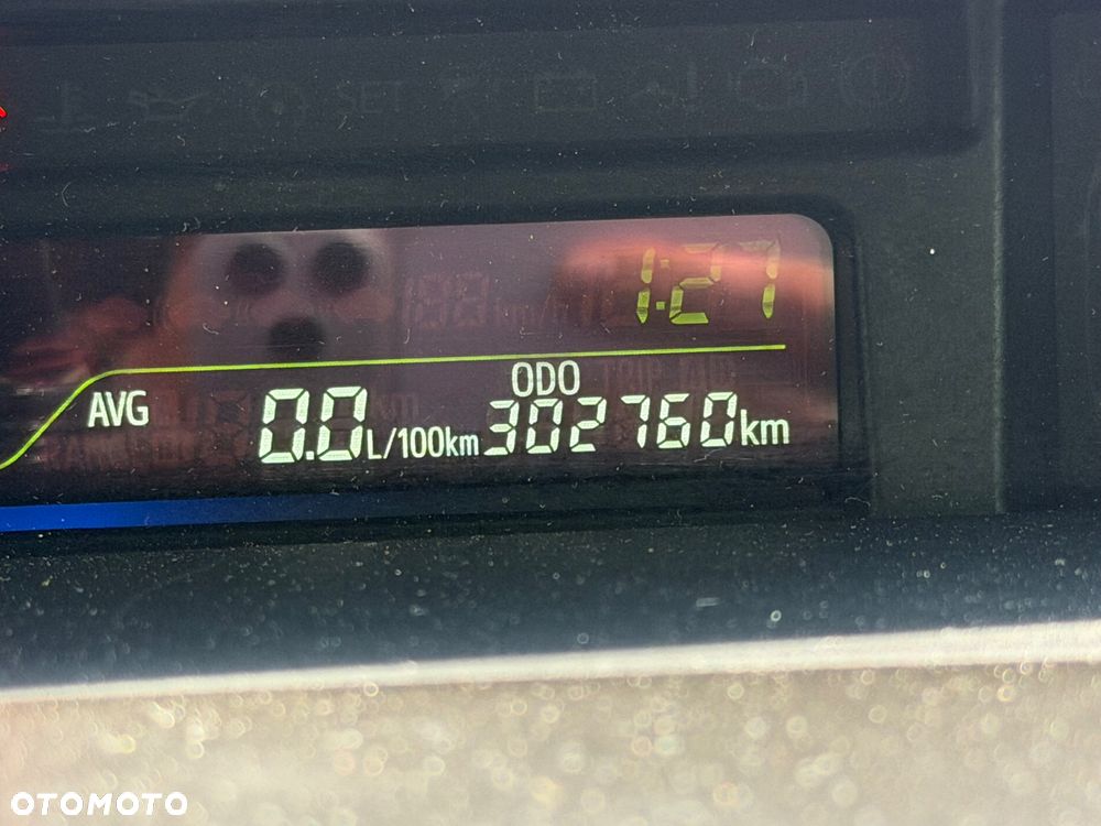 Toyota Prius+ - 17