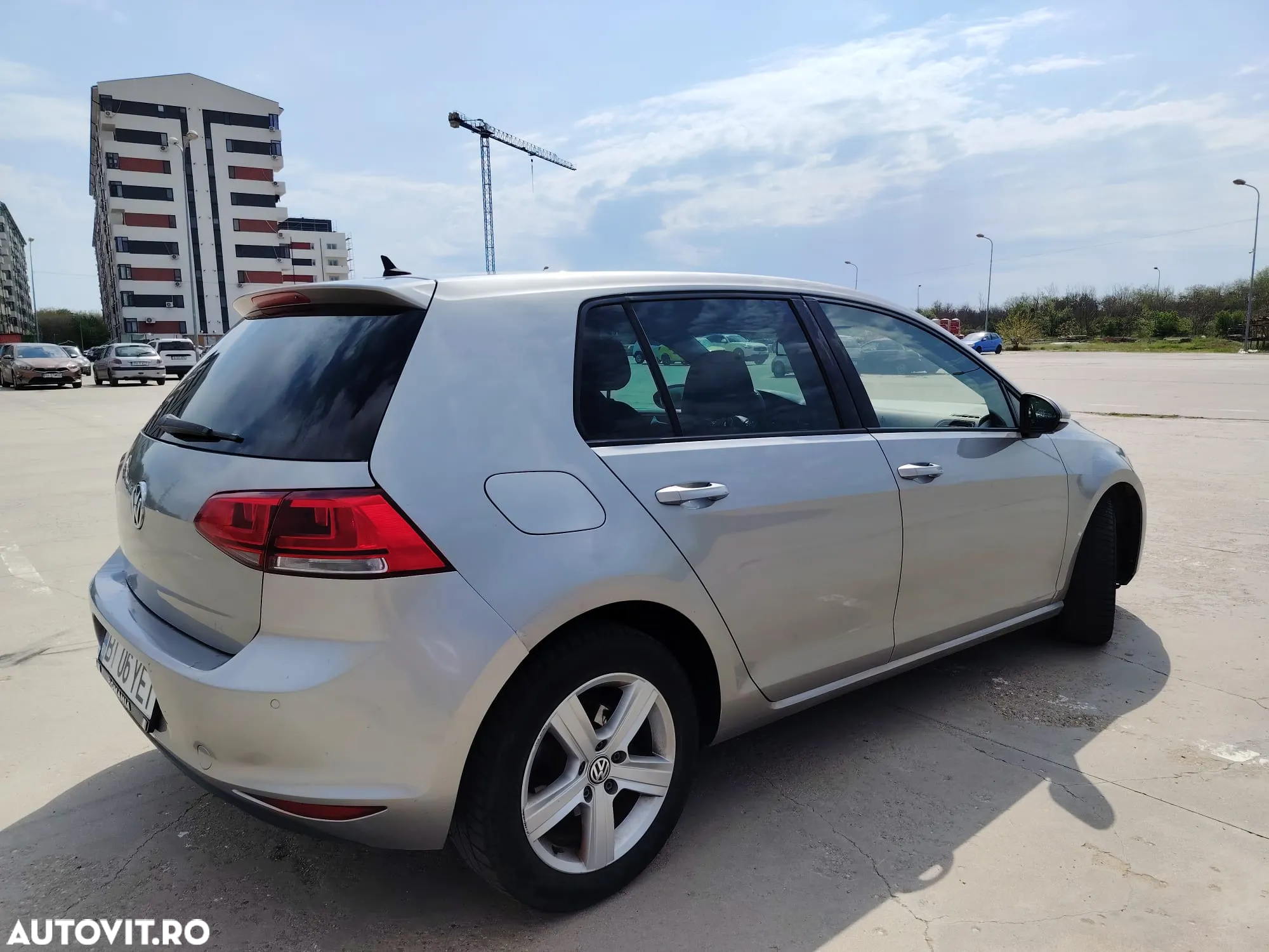Volkswagen Golf 2.0 TDI DPF BMT Comfortline - 4