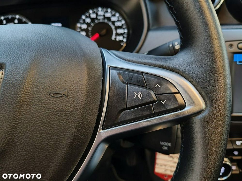 Dacia Duster 1.6 SCe Prestige - 22