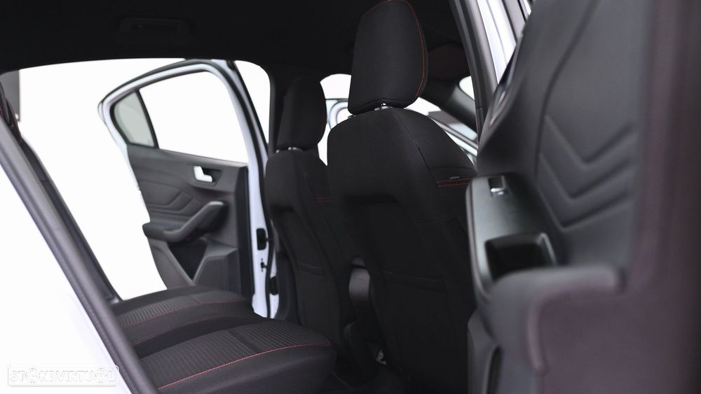 Ford Focus 1.0 EcoBoost MHEV ST-Line X Aut. - 46