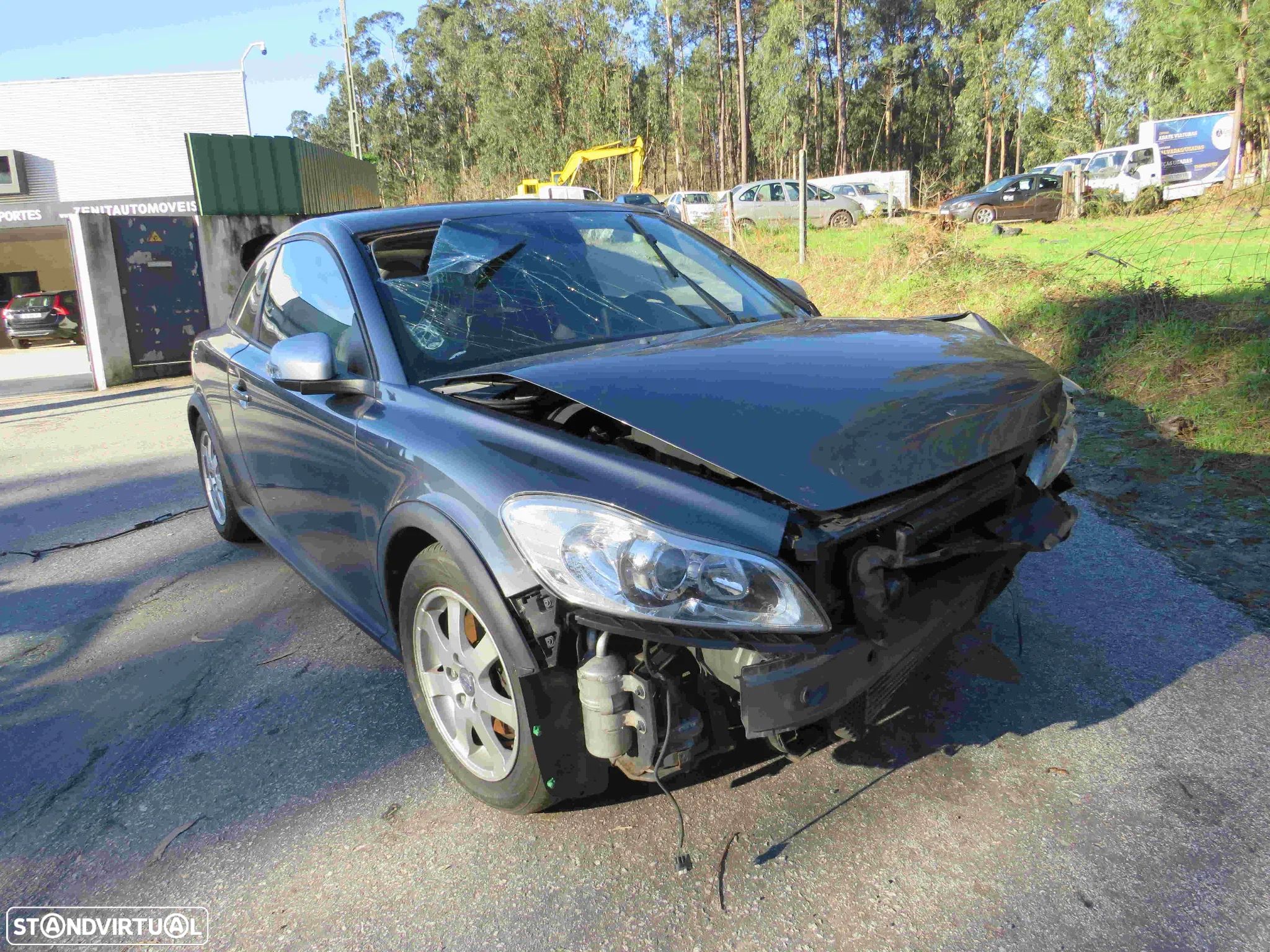 Volvo C30 1.6 D (109Cv) de 2010 - Peças Usadas (8827) - 1