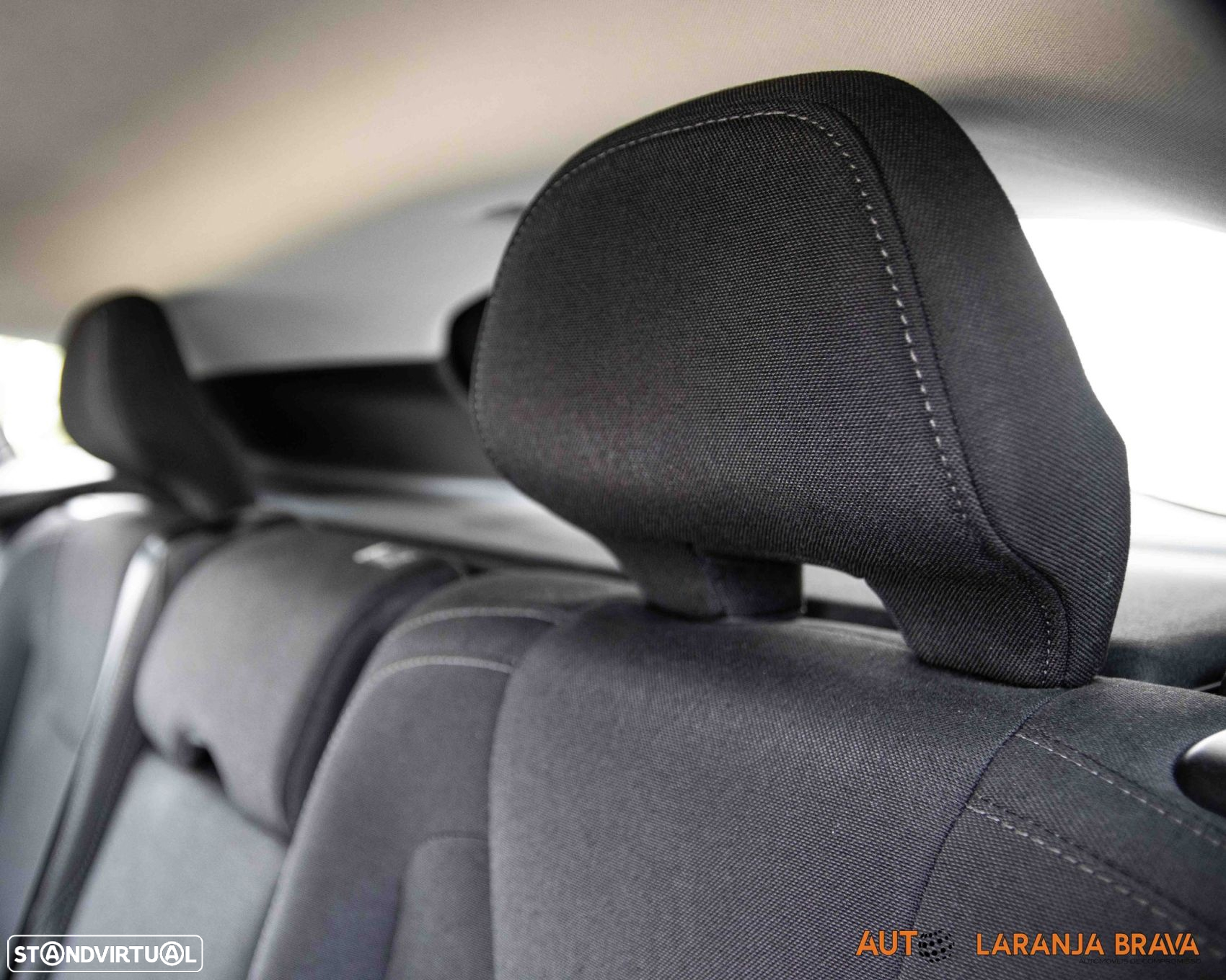Volvo V40 2.0 D2 Summum Geartronic - 32