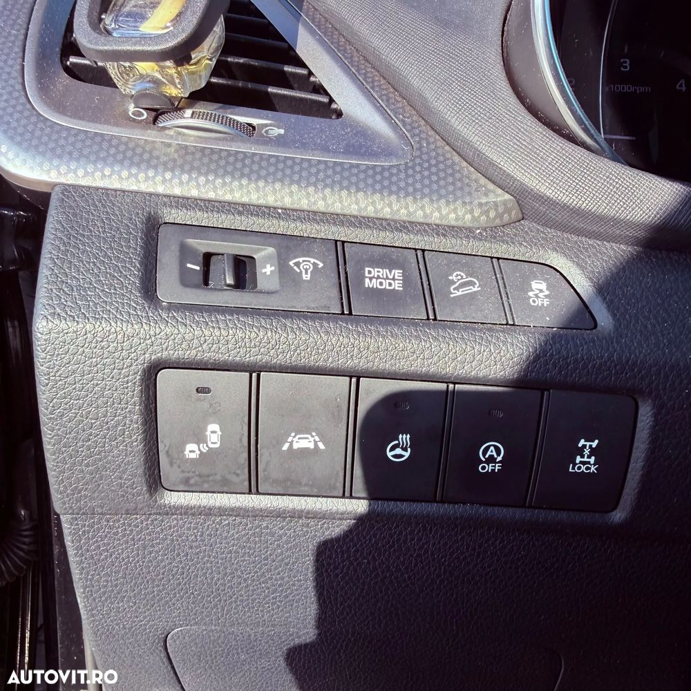 Hyundai Grand Santa Fe 2.2 CRDi ISG 4WD Aut. Luxury - 8