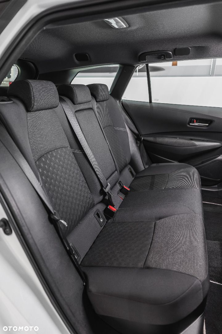 Toyota Corolla - 25