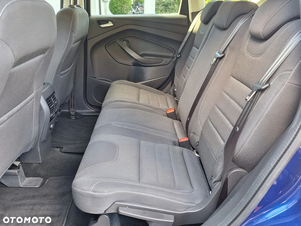 Ford Kuga - 19