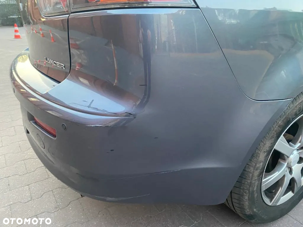 Mitsubishi Lancer 1.6 Inform - 11