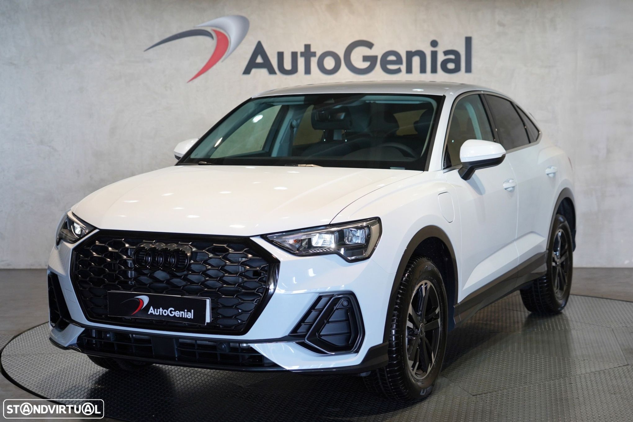 Audi Q3 Sportback 45 TFSIe S tronic - 1
