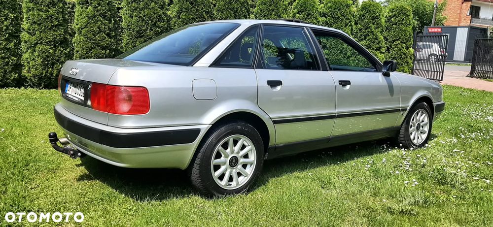 Audi 80 2.0 E - 32